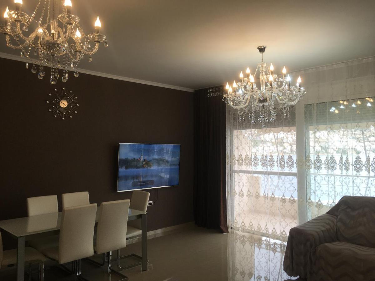 Royal Queen And King Luxury Apartment Sarandë Eksteriør bilde
