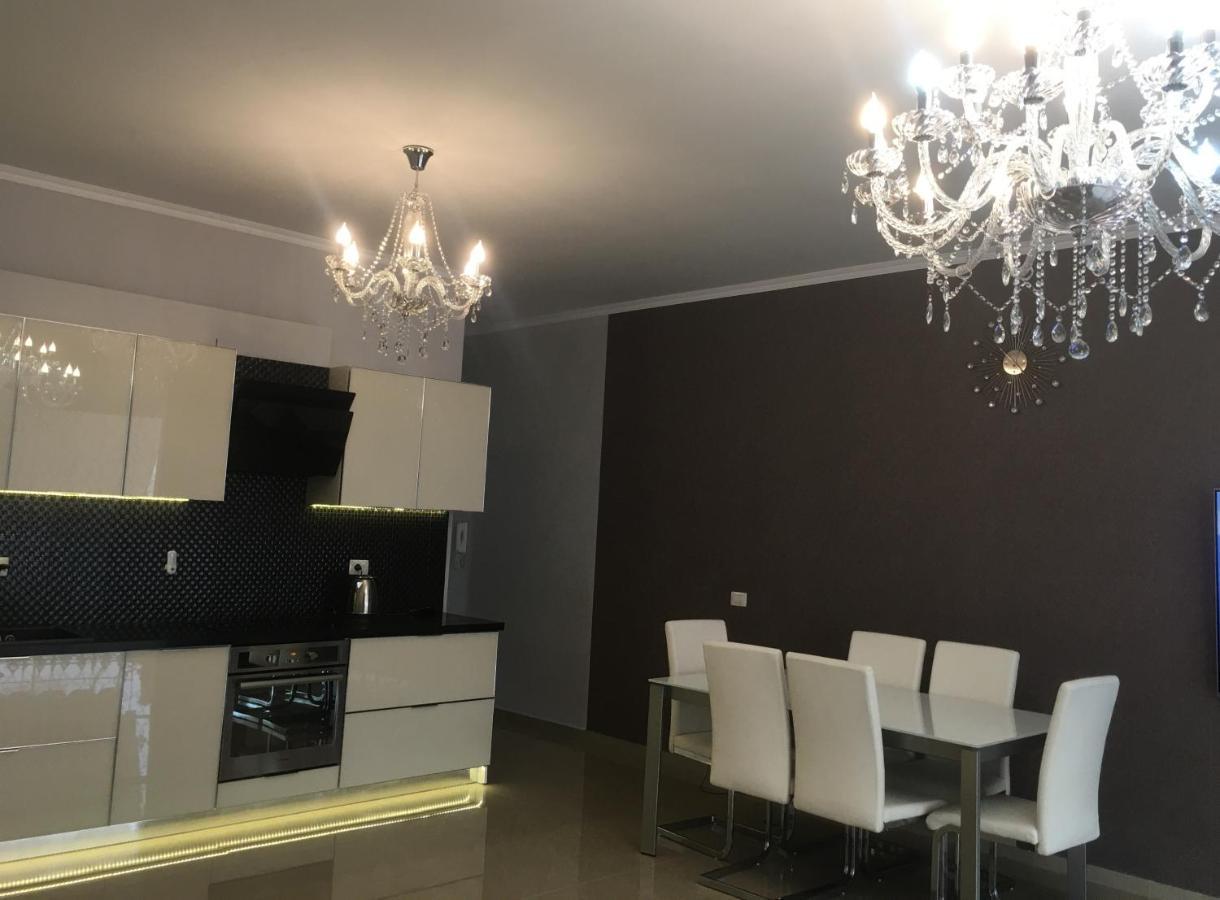 Royal Queen And King Luxury Apartment Sarandë Eksteriør bilde