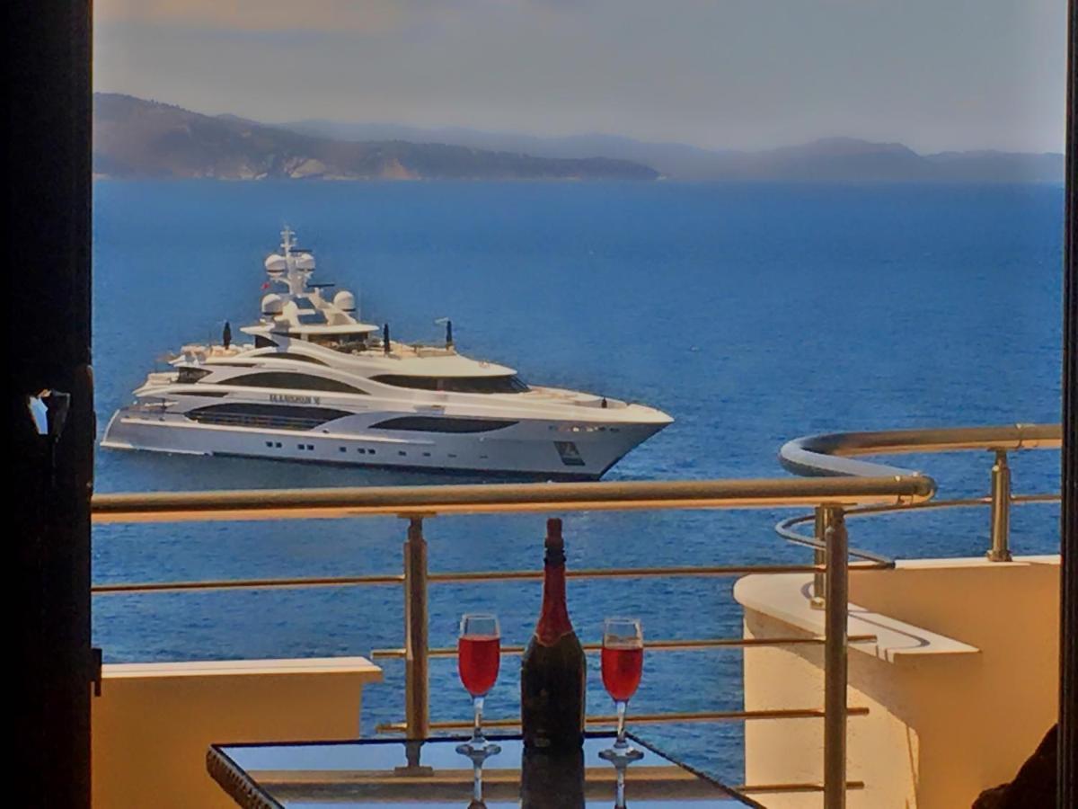 Royal Queen And King Luxury Apartment Sarandë Eksteriør bilde